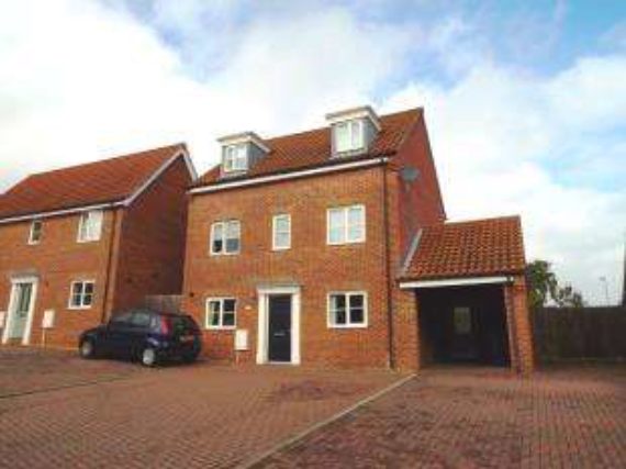 6 Bedroom Detached